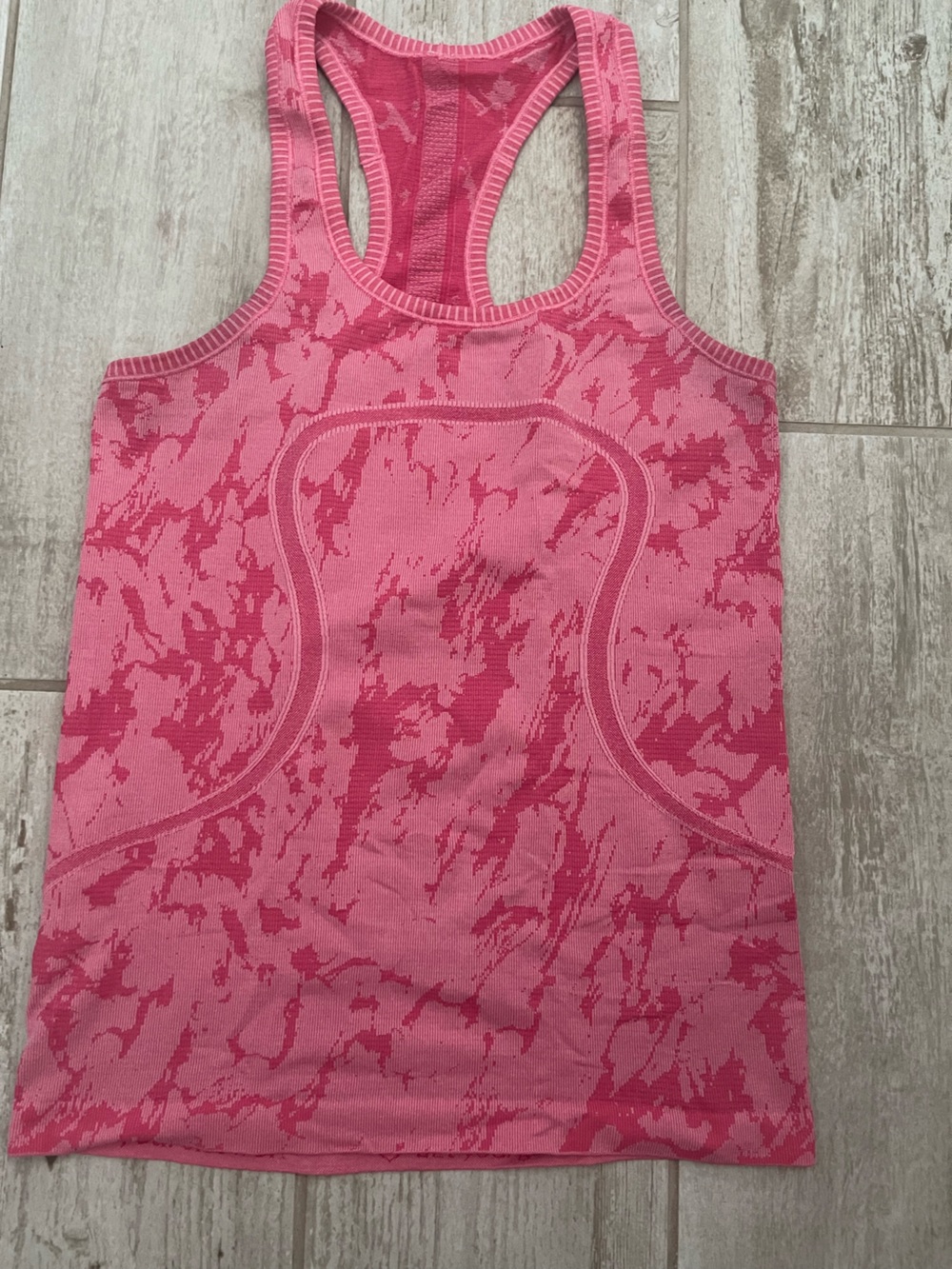 Lululemon tank